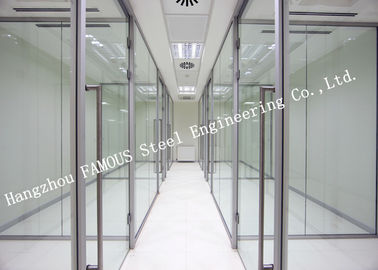 중국 CBD 사무실 전시회 전시실을 위한 두 배 유리제 정면 문을 미끄러지는 알루미늄 구조 협력 업체