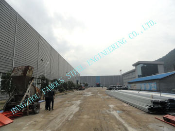 중국 빛 합성 널과 가진 ASTM 65 x 95 조립식 Multipan 산업 강철 건물 협력 업체