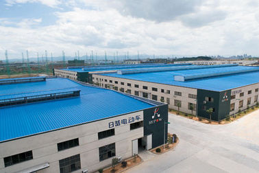 중국 OEM는 강철 헛간 저장을 조립식으로 만드, 전 설계한 건물을 가는 톱질하는 깎 협력 업체